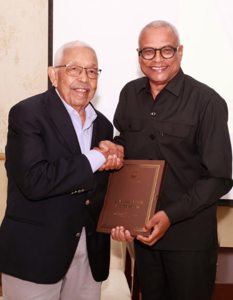 619553721 1322667313239318 701585383272845798 n (1) (Pequeno)